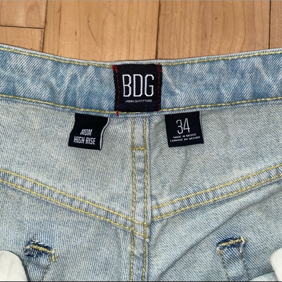 High rise mom jeans size 34 - Picture 2 of 5